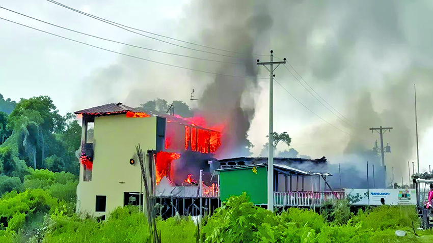 10 dead as blaze destroys Cox's Bazar resort that had no fire safety licence