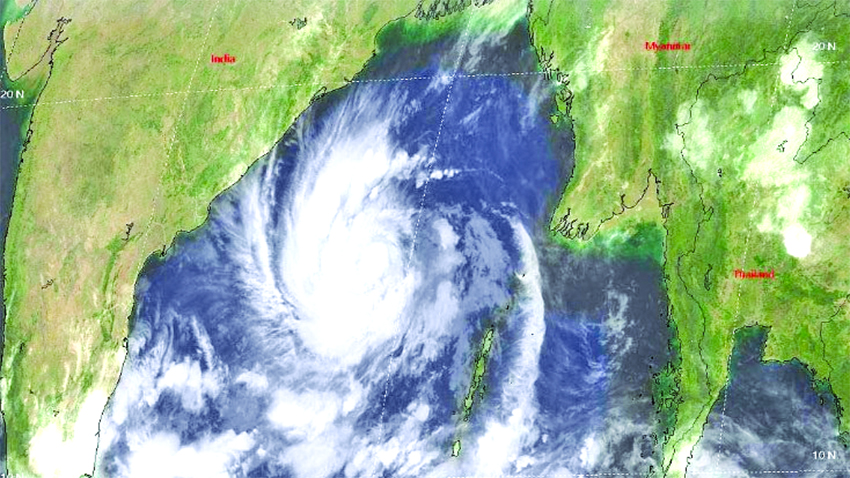 Cyclone Arnab may hit India's coast on Wednesday