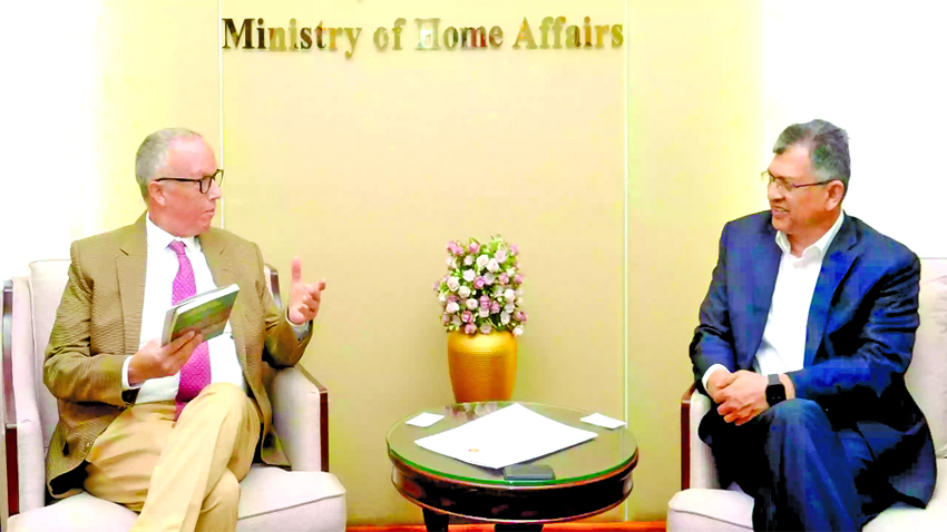 Salahuddin, IRI delegation discuss  cybercrime, online bullying