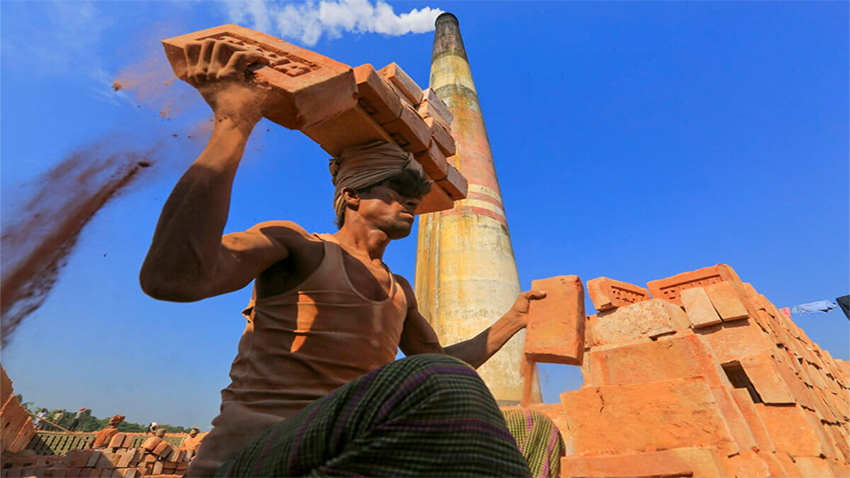 Concrete Blocks Offer Hope as Bangladesh Battles Brick Kiln Pollution