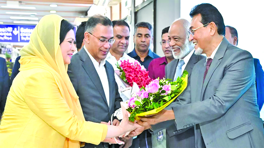 PM returns home from New York